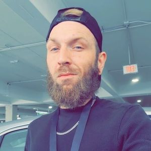 Meet your Posher, Joshua